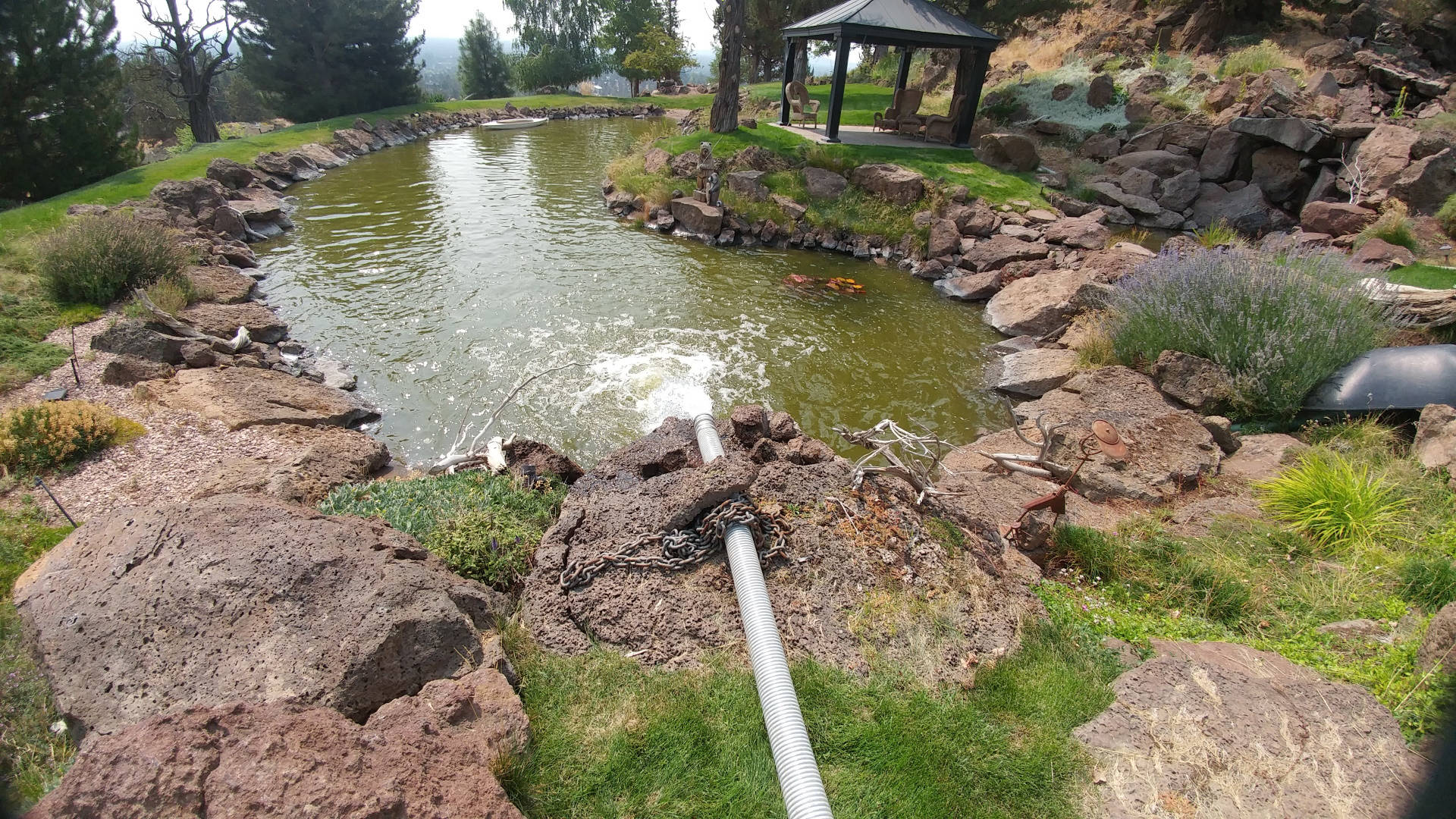 Image of water delivery truck onsite at jobsite